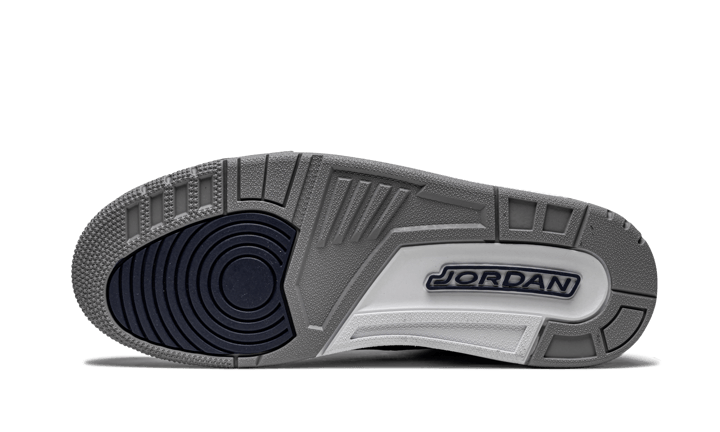 Wethenew-Sneakers-France-Air-Jordan-3-Retro-Georgetown-2021-CT8532-401-4_800x.png