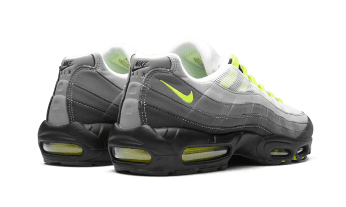 air-max-95-og-neon-2020-391639_800x.png